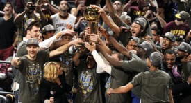 湖人宣布新版首发五虎！詹姆斯被迫让位，雷迪克豪言建立王朝